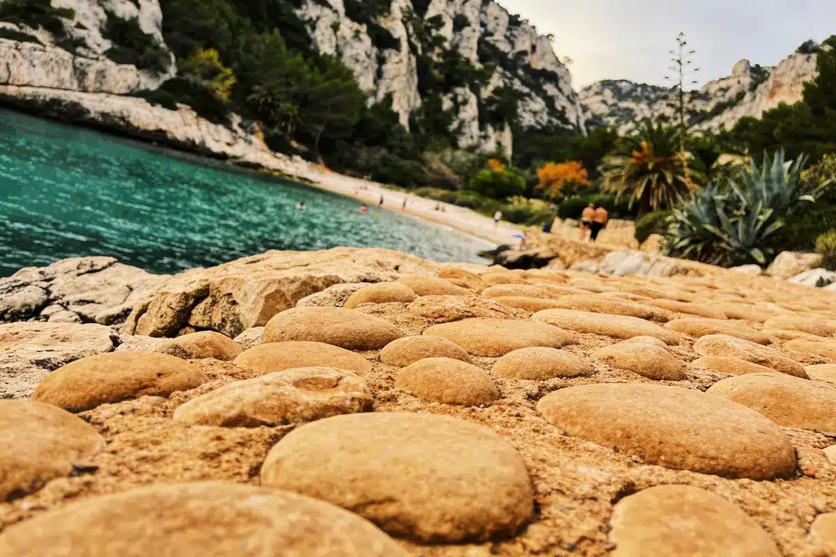 Calanque du Mugel : Découvrez cette plage paradisiaque à La Ciotat !