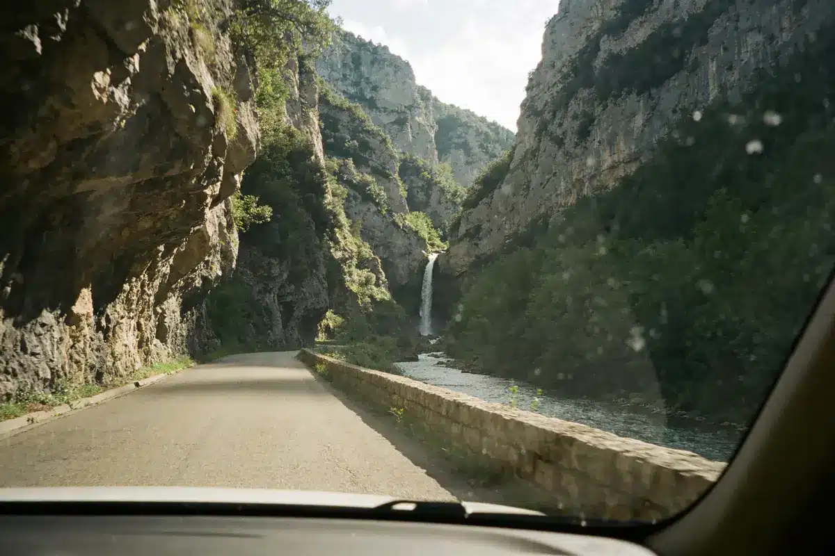 Gorges de la Bourne : Découvrez les merveilles du Vercors !