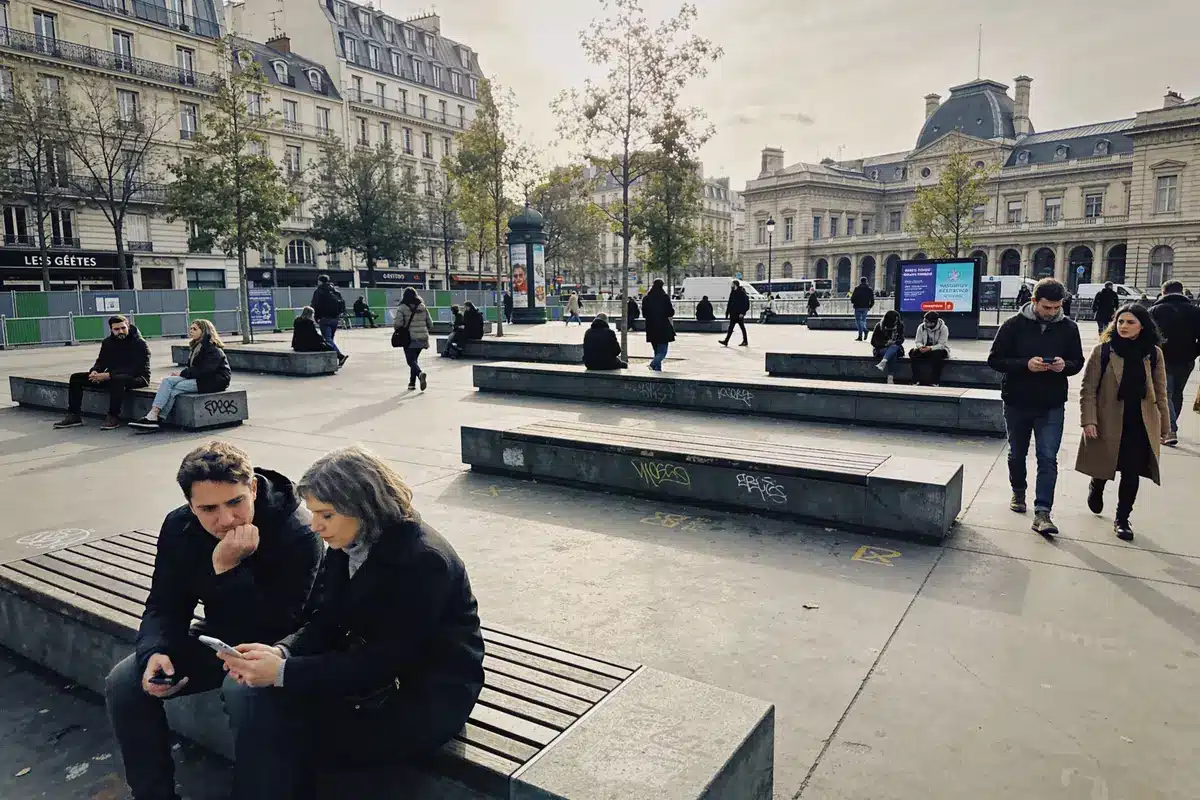 Découvrez les incontournables à Place des Fêtes, Paris !